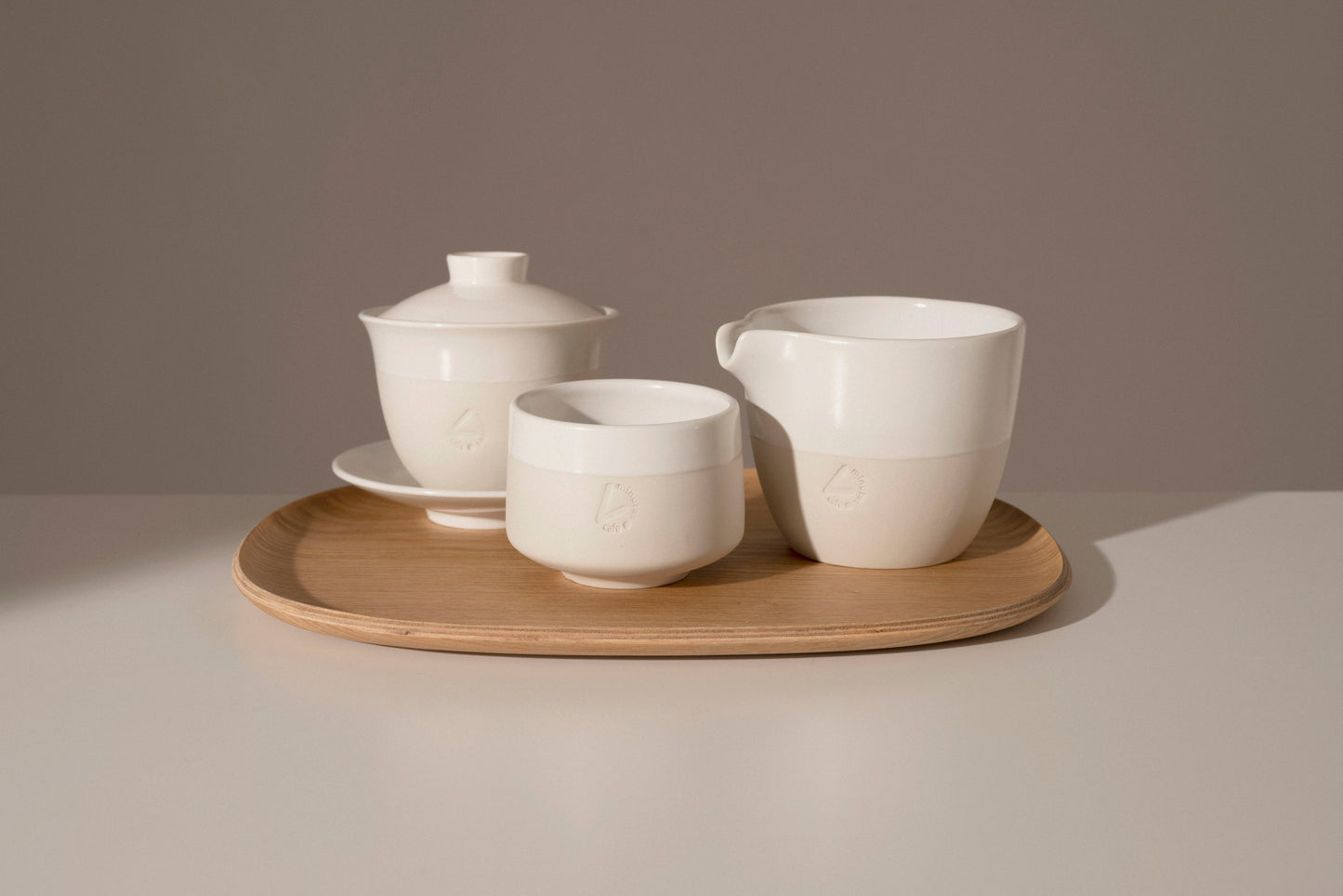 Tea set with gaiwan