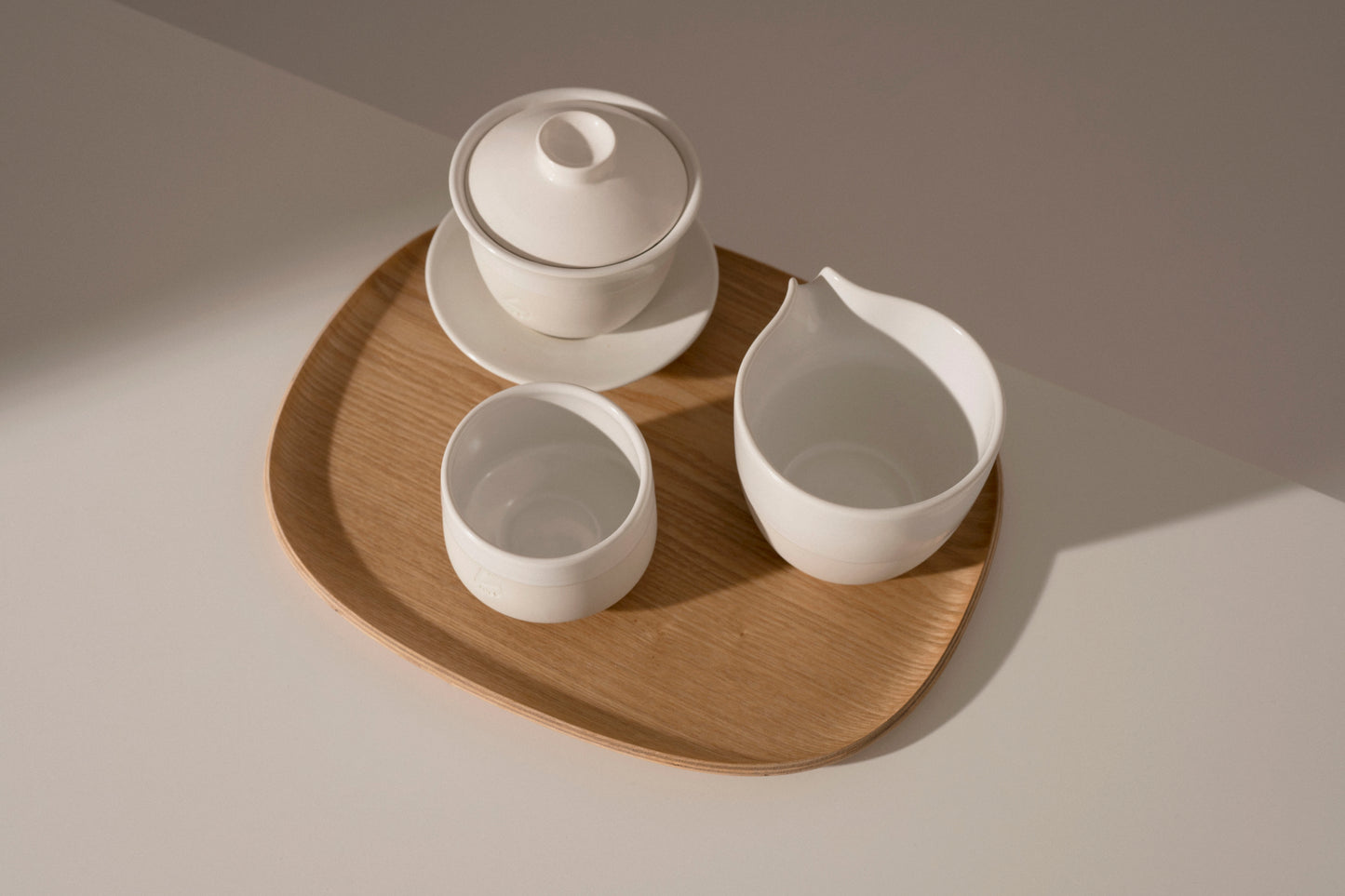 Tea set with gaiwan